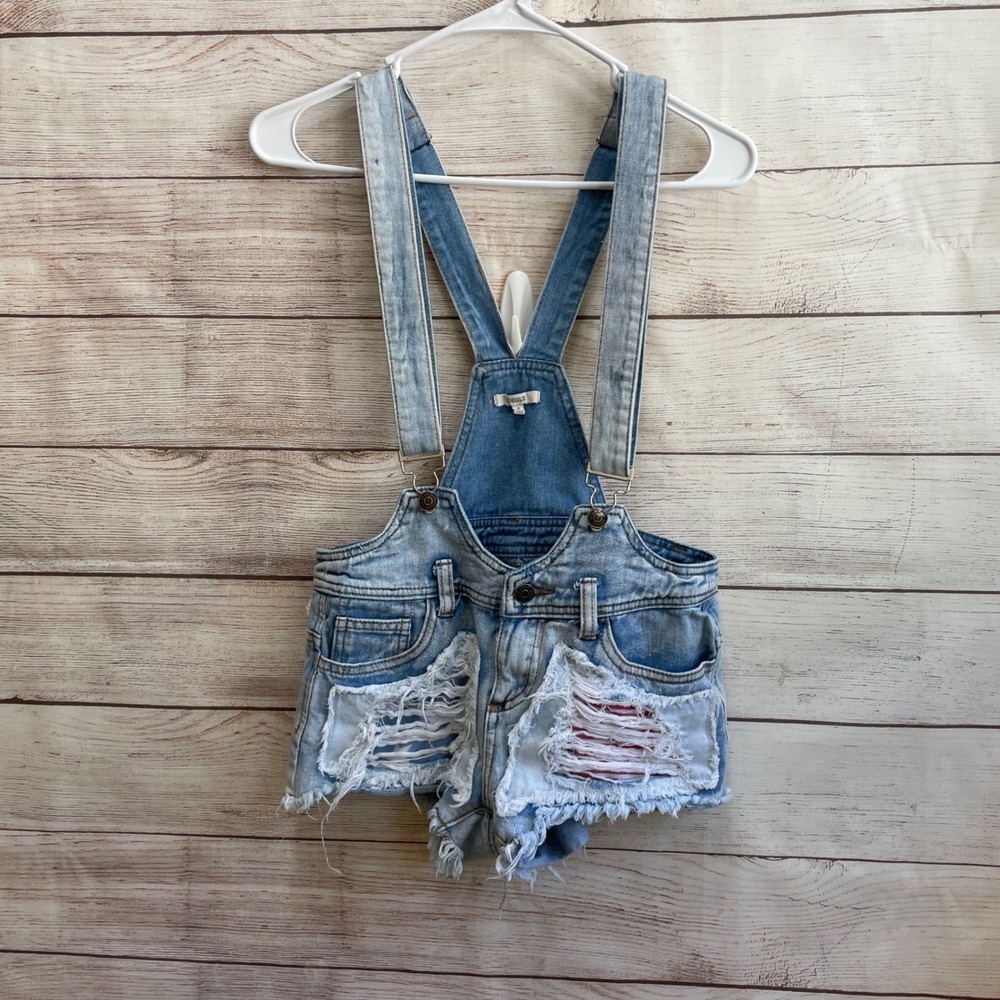 CHIQLE‎ AMERICAN FLAG DISTRESSED OVERALL SHORTS